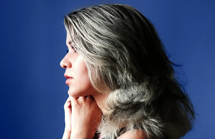 Common Causes And Ways To Prevent White And Gray Hairs